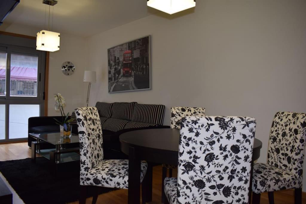 Apartamento Centro Villagarcia. 维拉加尔西亚·德·阿劳萨 外观 照片