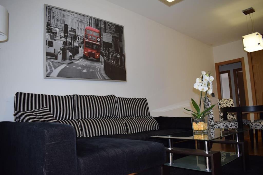 Apartamento Centro Villagarcia. 维拉加尔西亚·德·阿劳萨 外观 照片